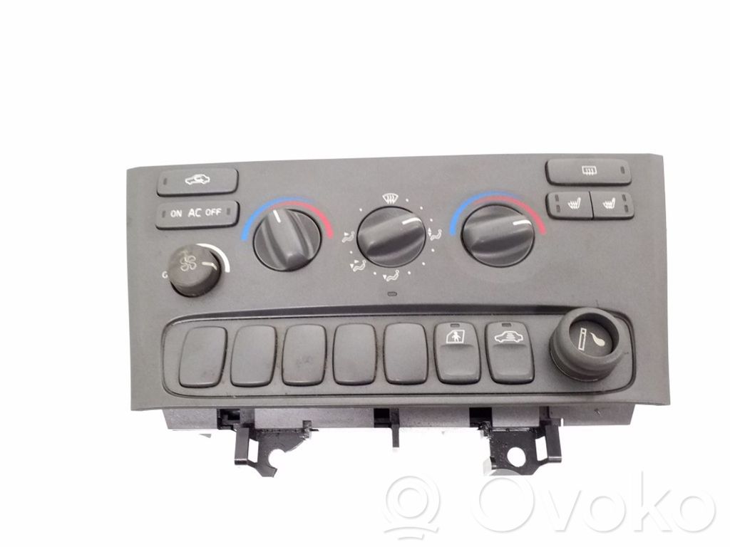 Volvo V70 Climate control unit 