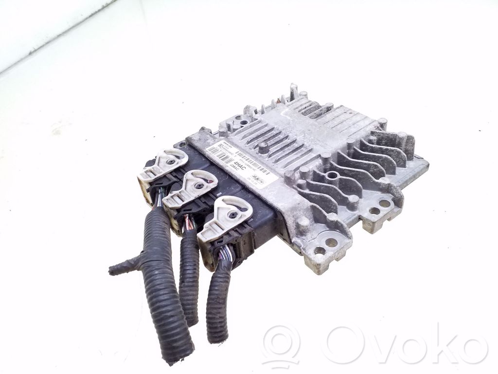 Engine control unit/module   7T1112A650HC,5WS40485C