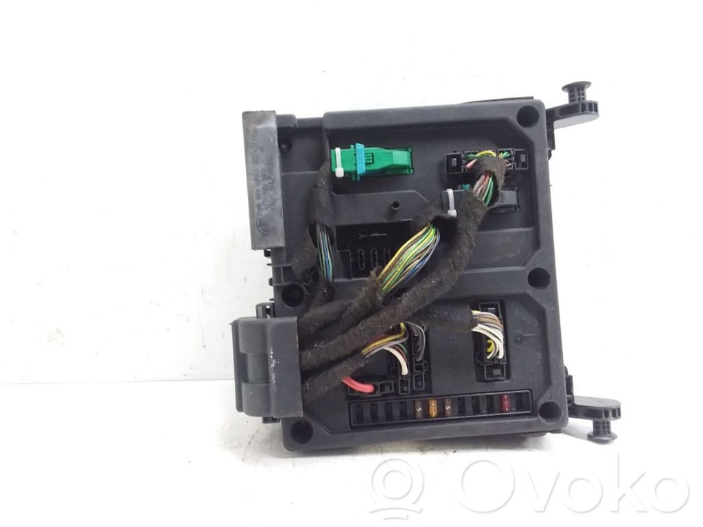 Seat Alhambra (Mk1) Fuse module 
