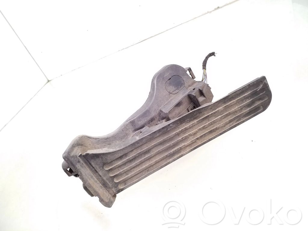 Skoda Octavia Mk2 (1Z) Accelerator throttle pedal 