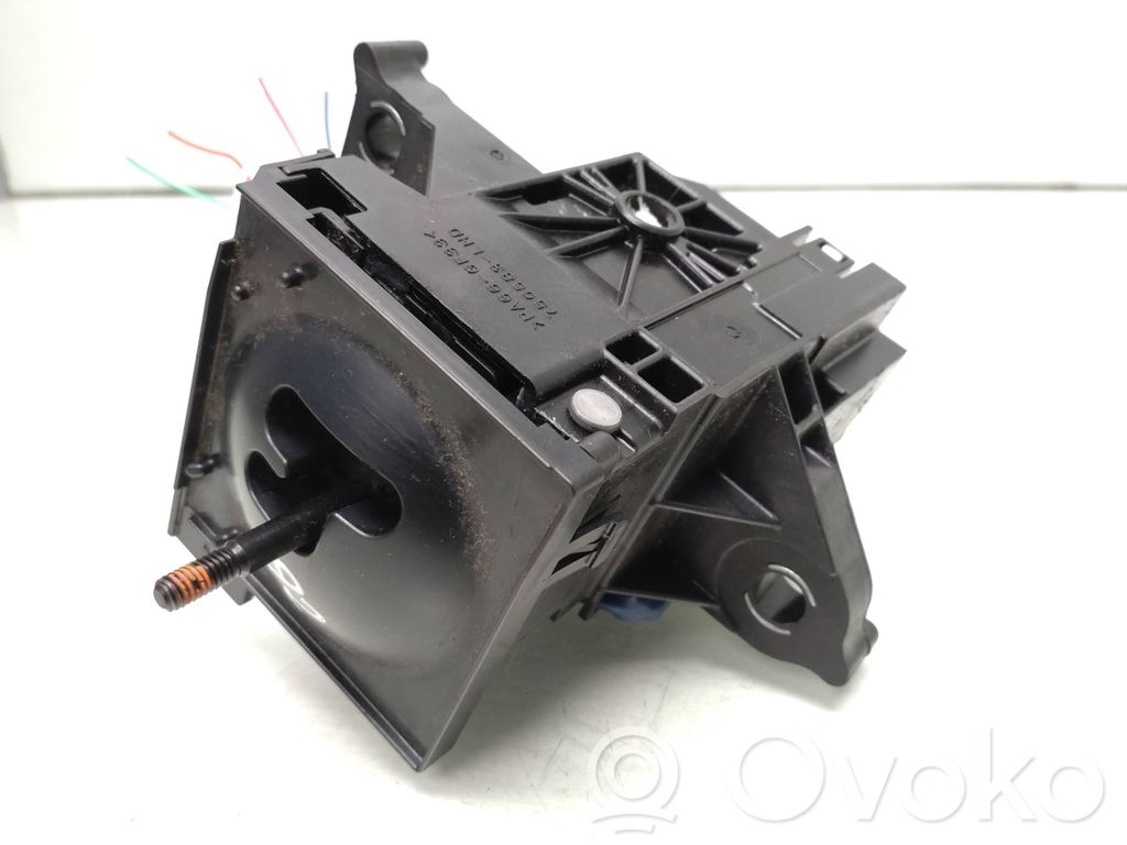 Toyota Auris E180 Selector caja de cambios 