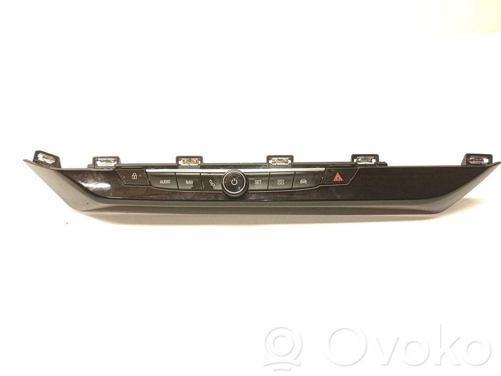 Opel Grandland X Head unit multimedia control 
