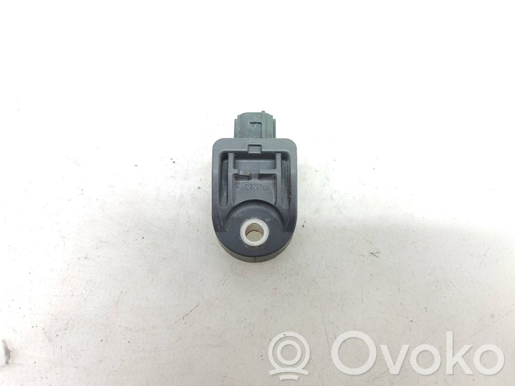 Toyota RAV 4 (XA40) Sensor impacto/accidente para activar Airbag 