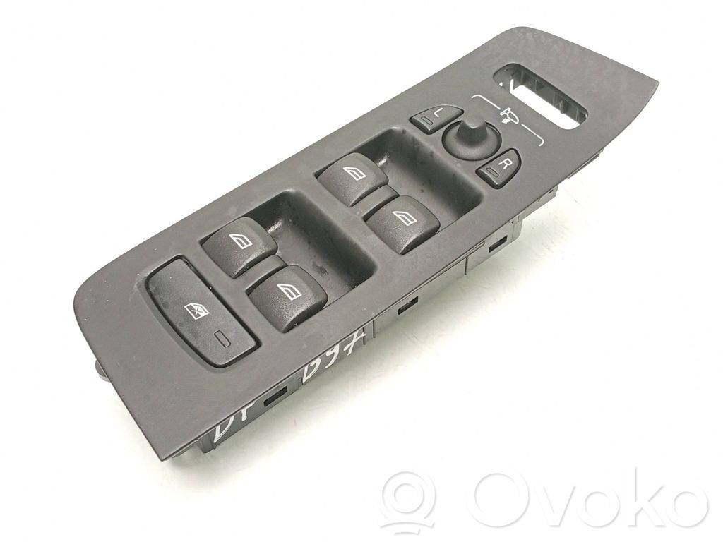 Volvo V40 Electric window control switch 