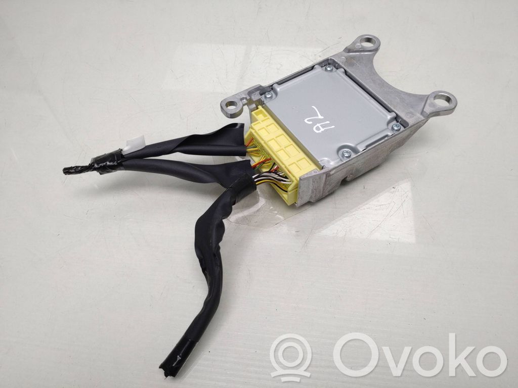 Toyota Auris E180 Airbag control unit/module 