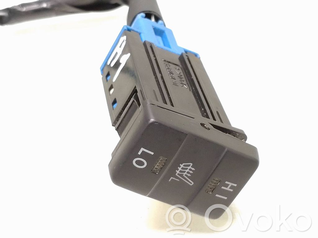 Toyota Auris E180 Seat heating switch 