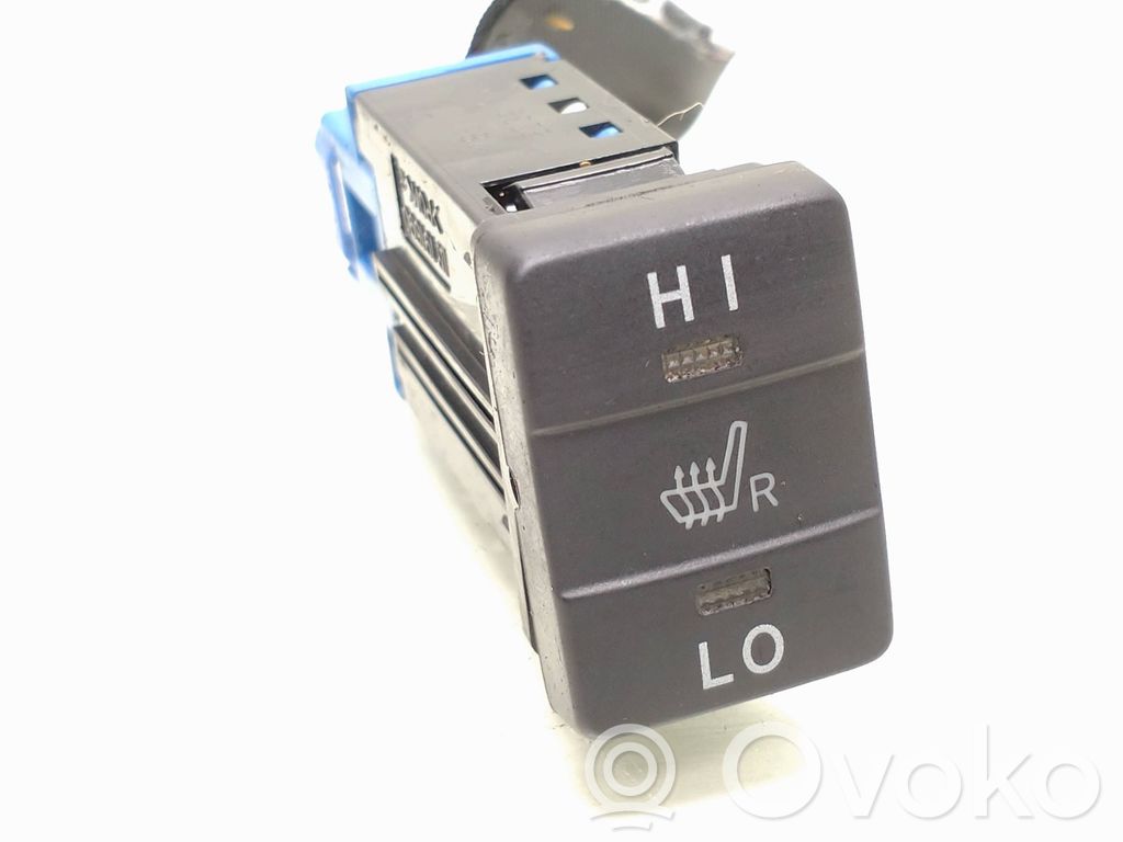 Toyota Auris E180 Seat heating switch 