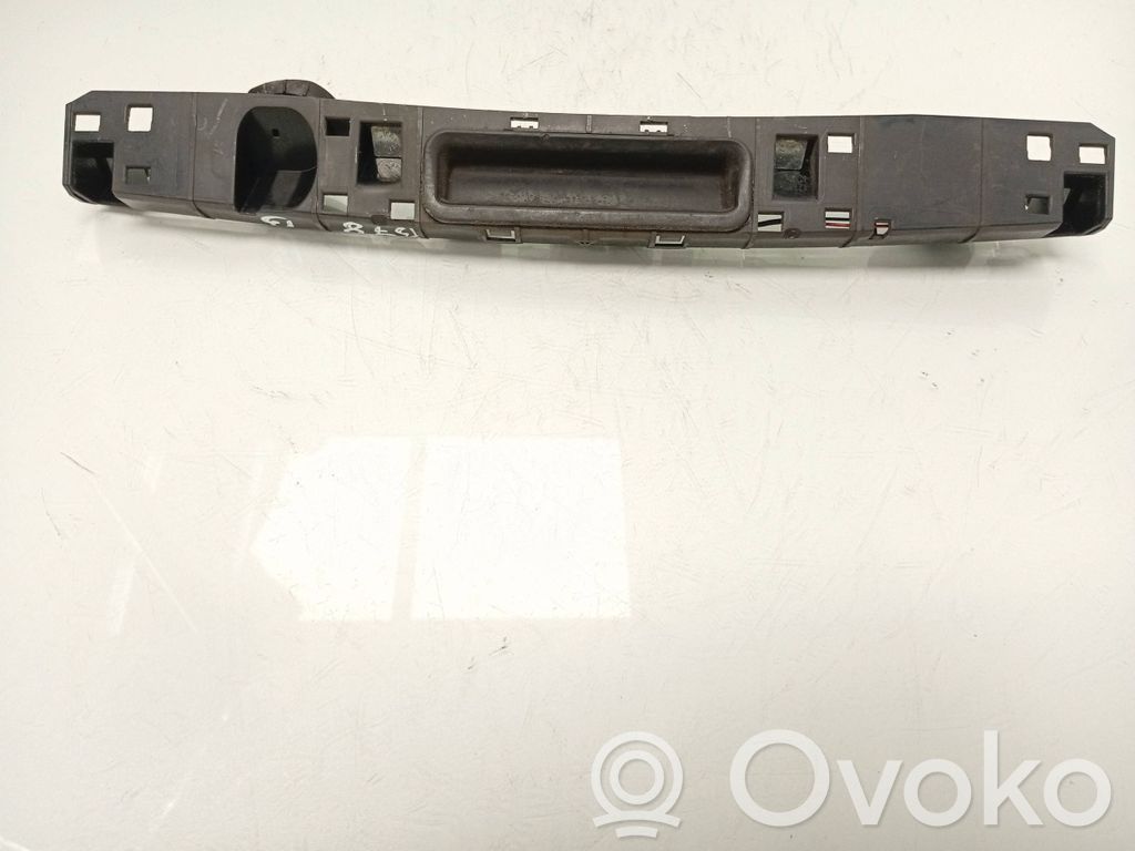 Volvo V40 Tailgate/trunk/boot exterior handle 