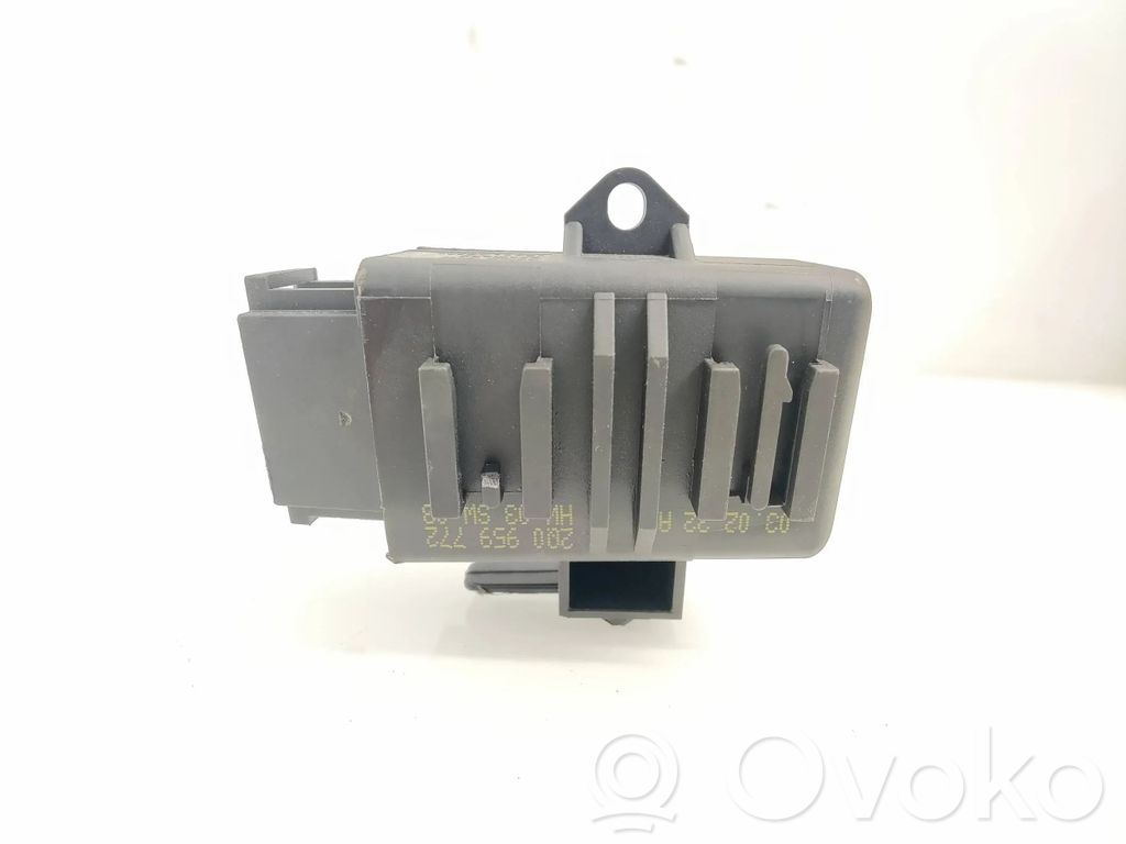 Moduł / Przekaźnik podgrzewania foteli   2Q0959772,03SW03