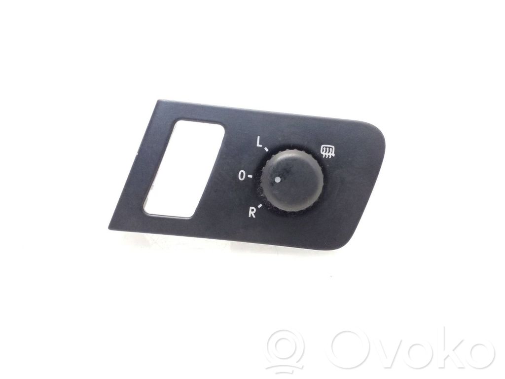 Volkswagen Caddy Wing mirror switch 