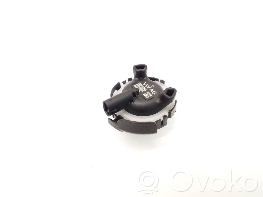 Skoda Octavia Mk3 (5E) Airbag deployment crash/impact sensor 