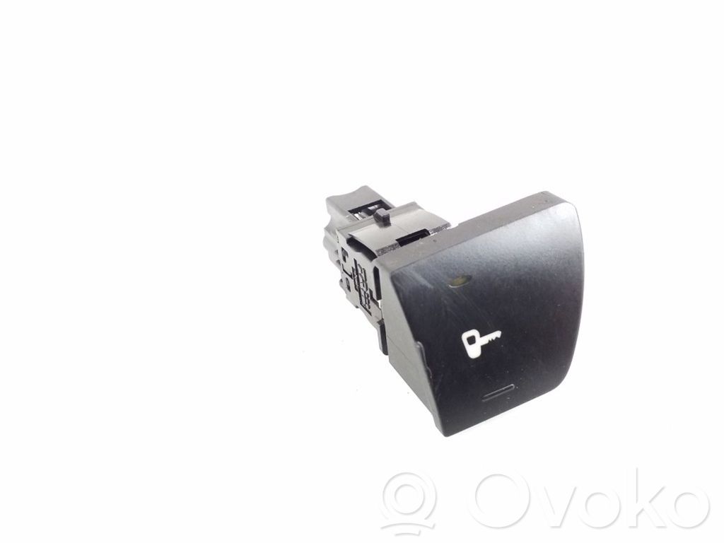 Peugeot 307 Central locking switch button 
