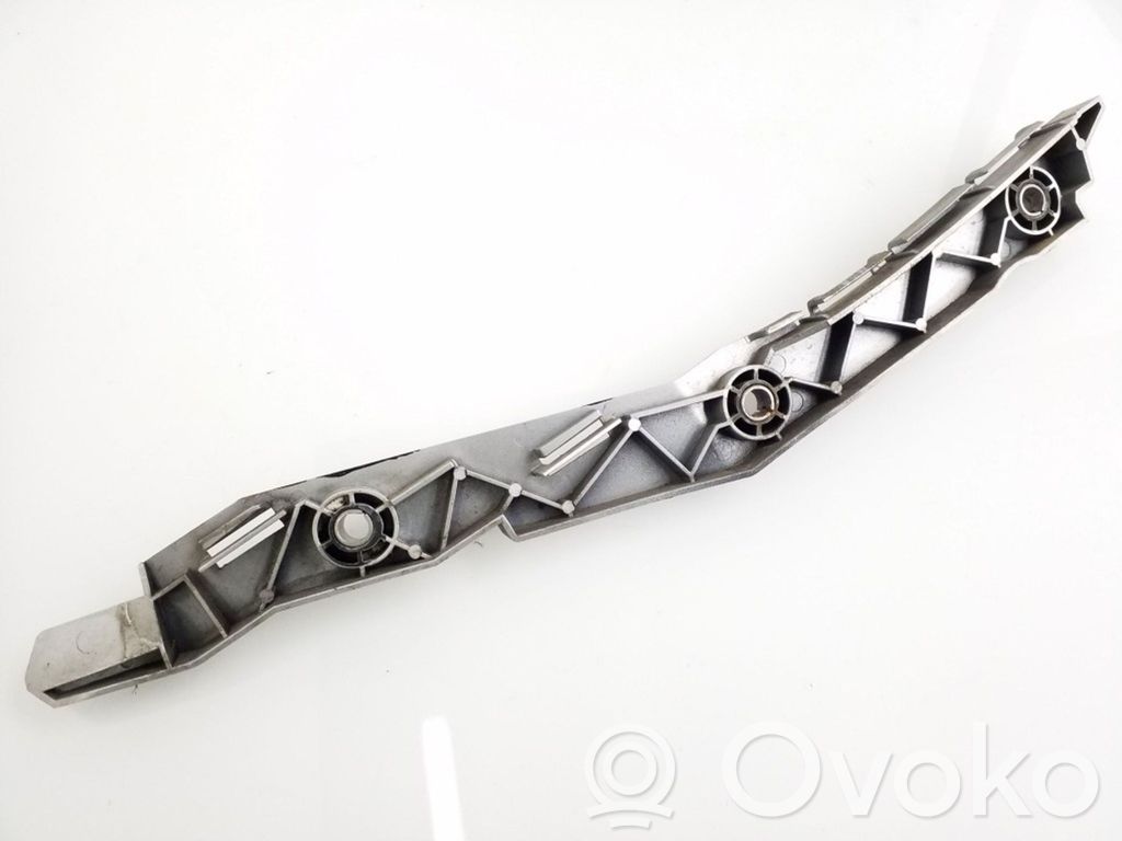 Citroen C4 I Picasso Fender mounting bracket 