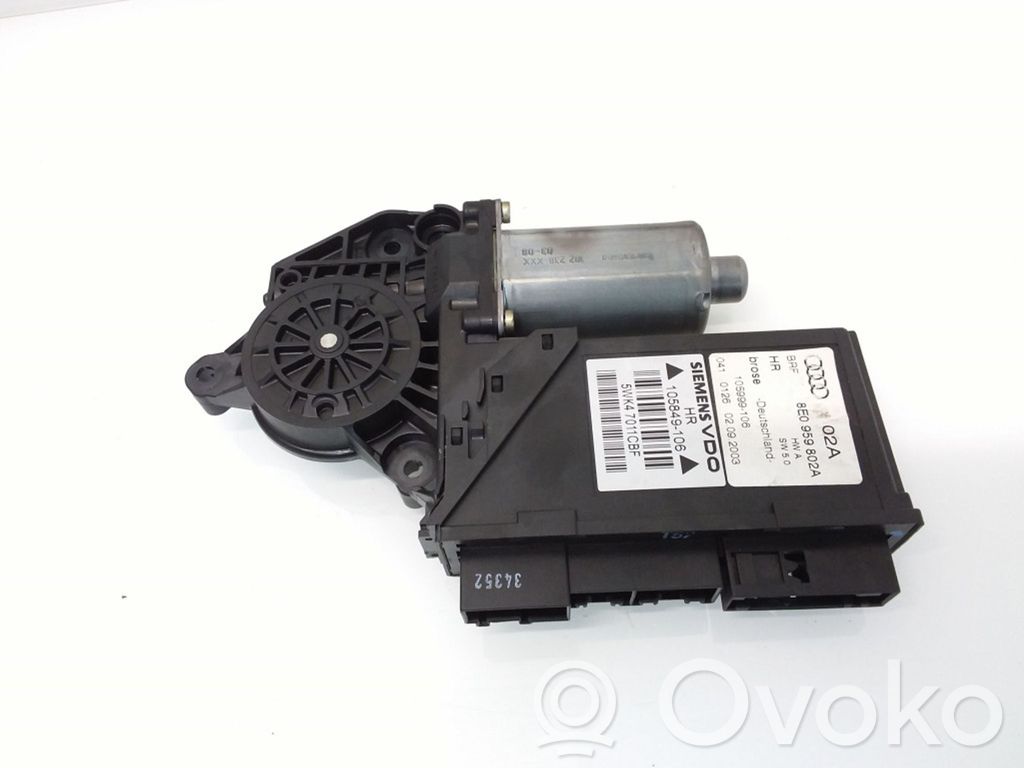 Audi A4 S4 B6 8E 8H Silniczek podnoszenia szyby drzwi tylnych 