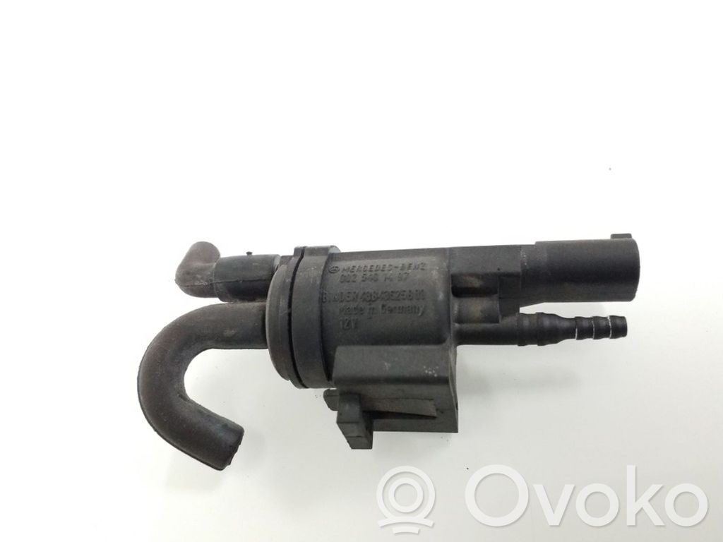 Mercedes-Benz C W203 Vacuum valve 