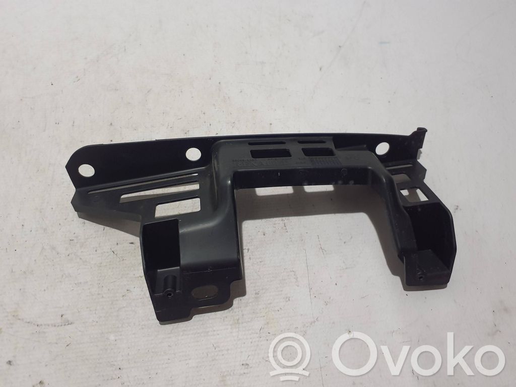 Renault Clio V Soporte de montaje del parachoques trasero 