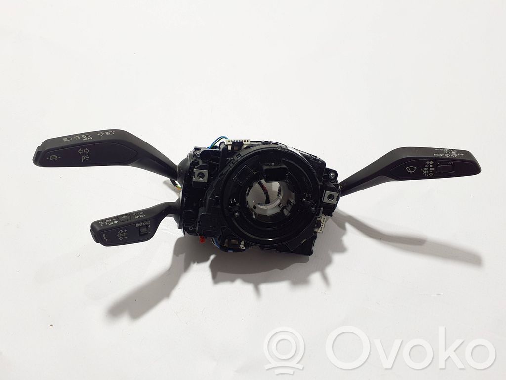 Audi Q4 Sportback e-tron Interruptor/palanca de limpiador de luz de giro 