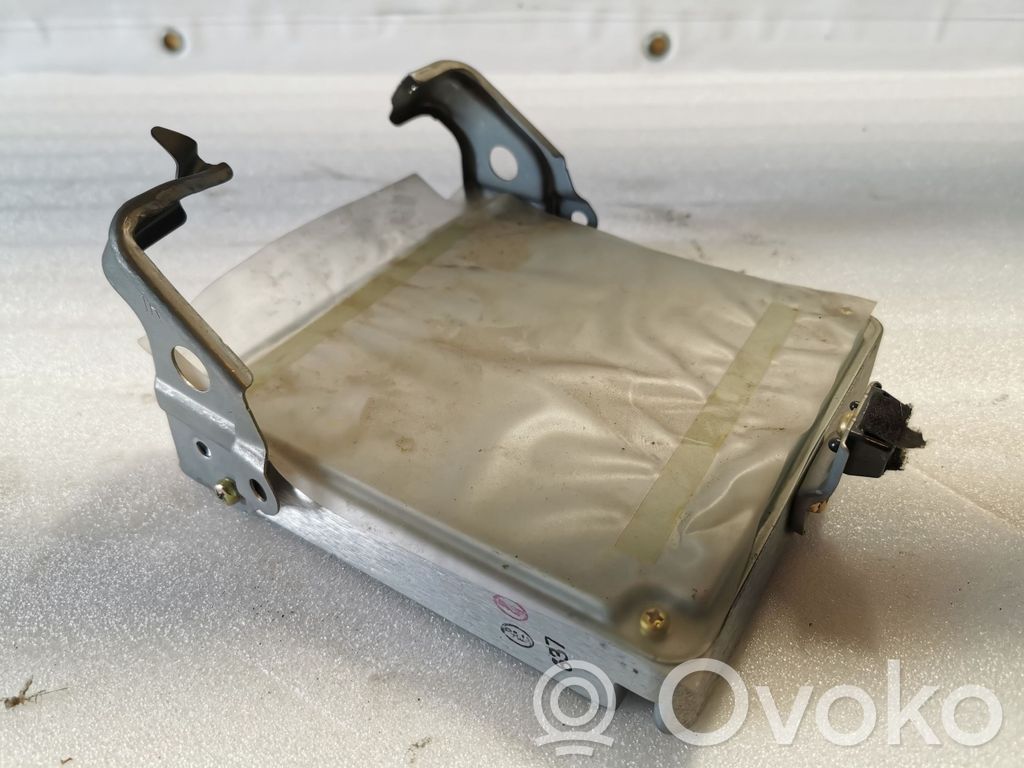 Toyota Corolla E120 E130 Engine control unit/module 