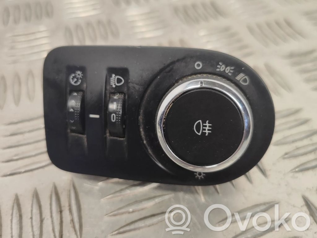 Opel Meriva B Light switch 