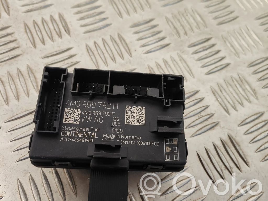 Audi Q7 4M Door control unit/module 
