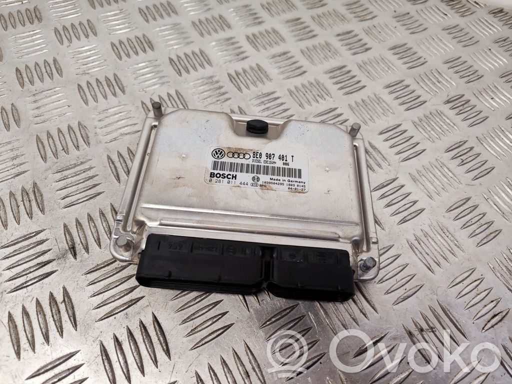 Volkswagen PASSAT B5.5 Engine control unit/module 