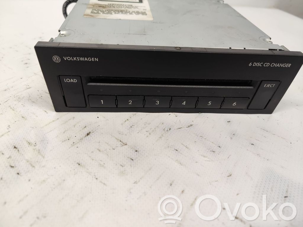 Zmieniarka płyt CD/DVD   1K0035110B