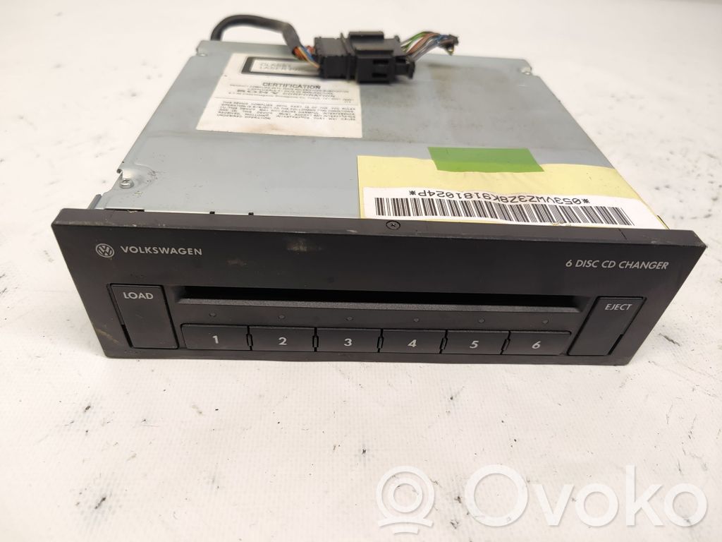 Volkswagen PASSAT B7 CD/DVD-vaihdin 