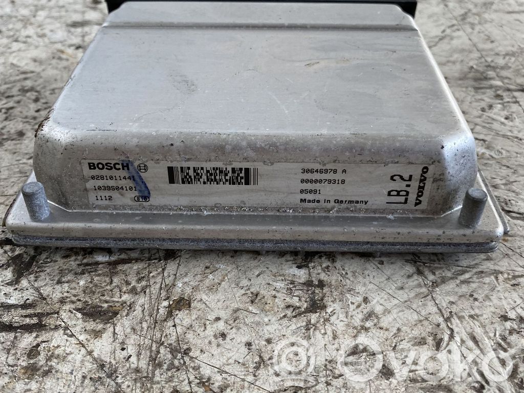 Volvo V70 Engine control unit/module 