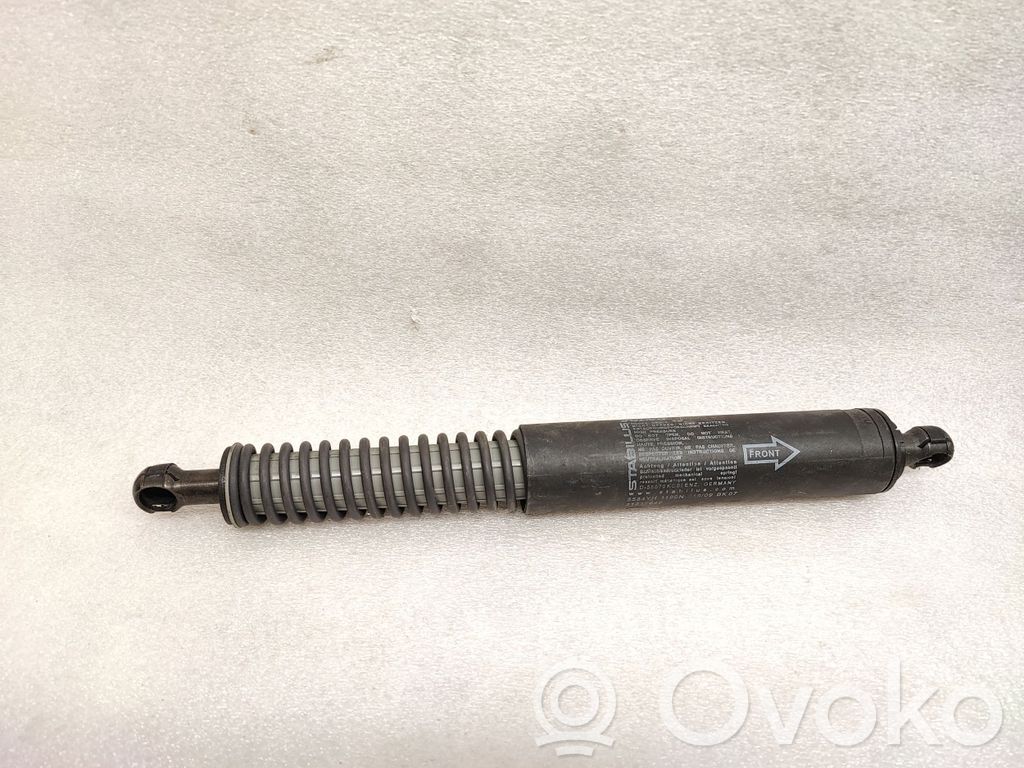 Volvo XC70 Tailgate/trunk strut/damper 