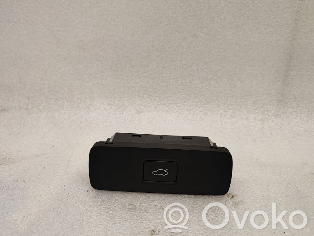 Volvo S90, V90 Tailgate opening switch 