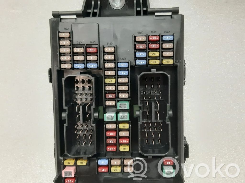 Volvo XC60 Fuse module 