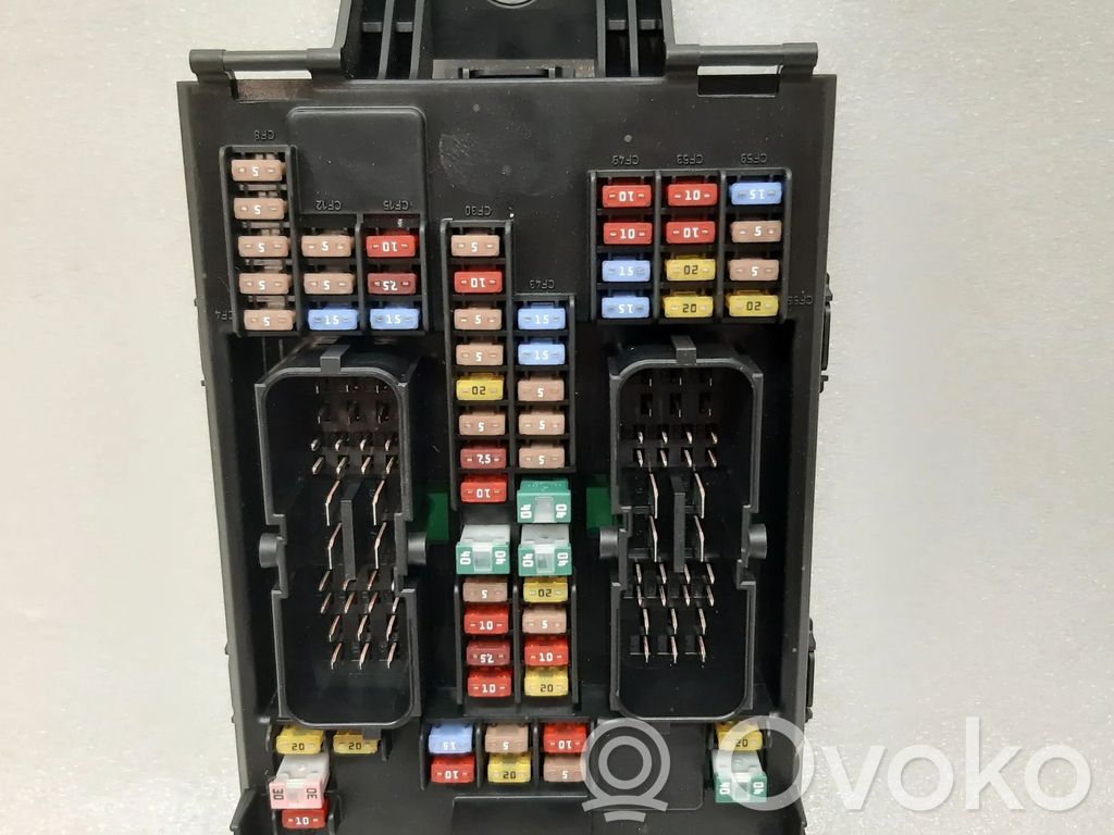 Volvo XC90 Fuse module 