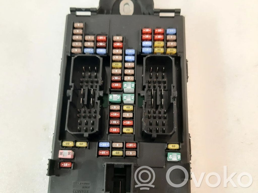 Volvo S90, V90 Fuse module 