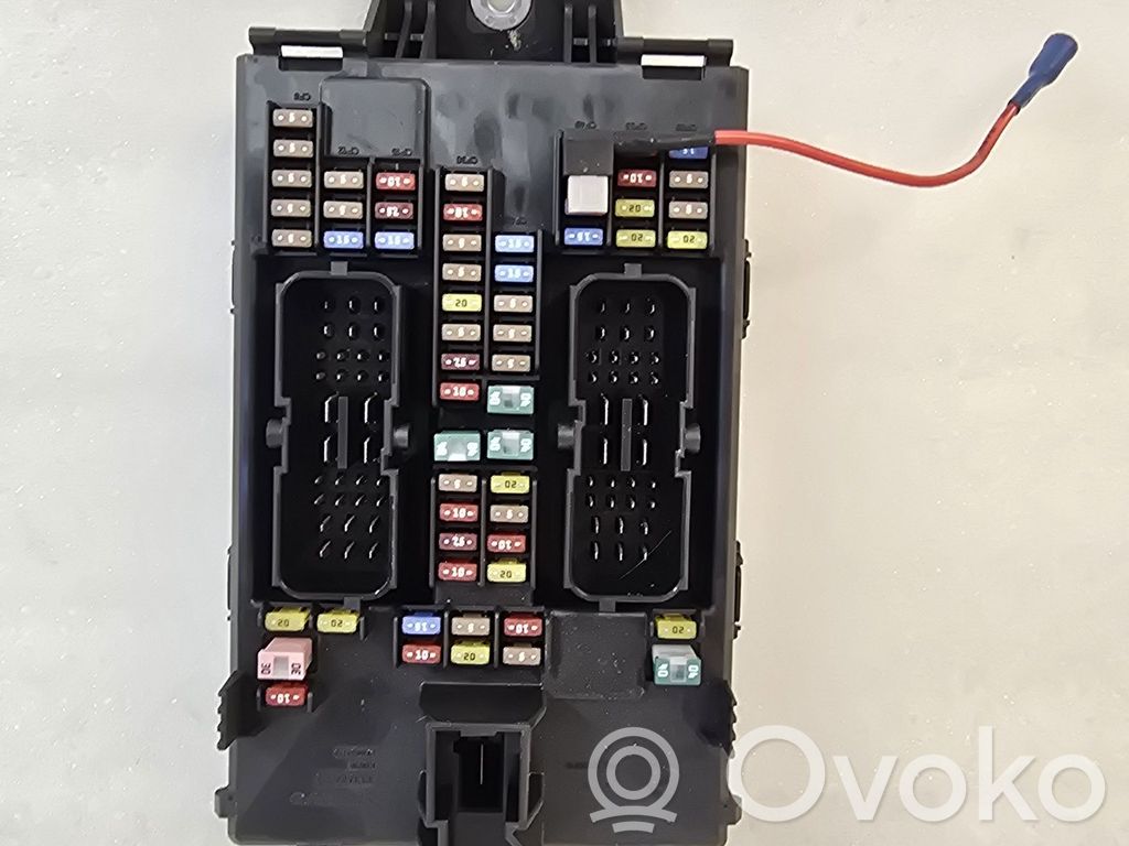 Volvo S90, V90 Fuse module 