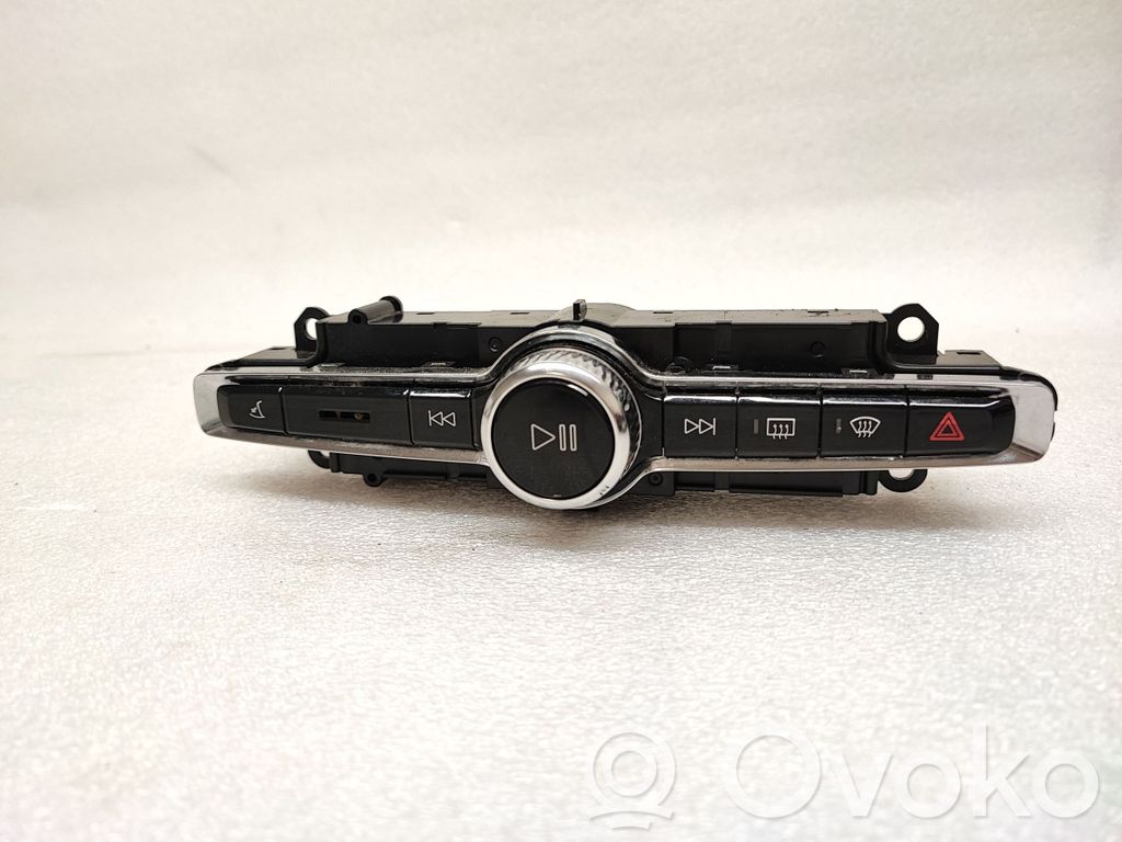 Volvo XC90 Head unit multimedia control 