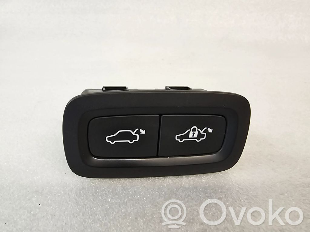 Volvo V60 Tailgate/trunk/boot open switch 