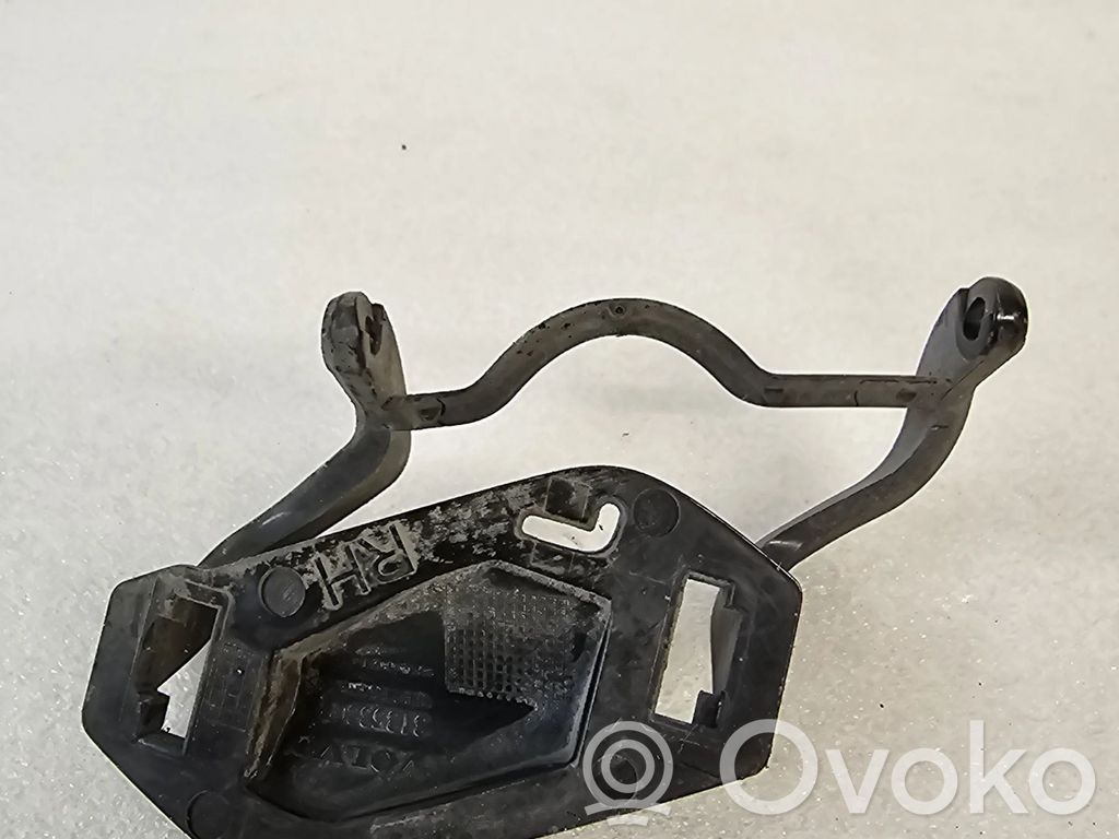 Volvo S60 Zaślepka spryskiwacza lampy przedniej 