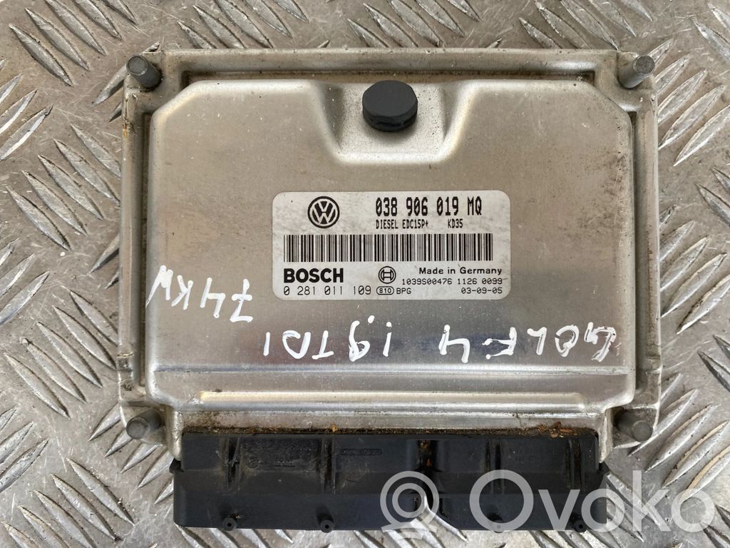 Volkswagen Golf IV Engine control unit/module 