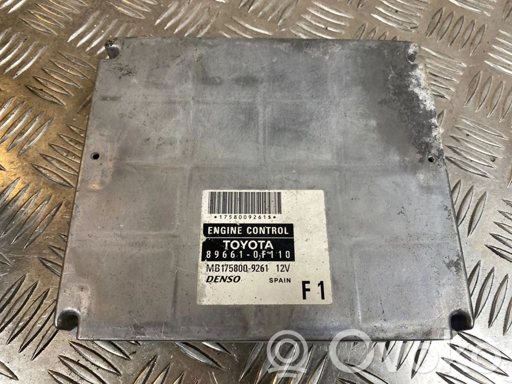 Toyota Corolla Verso AR10 Engine control unit/module 