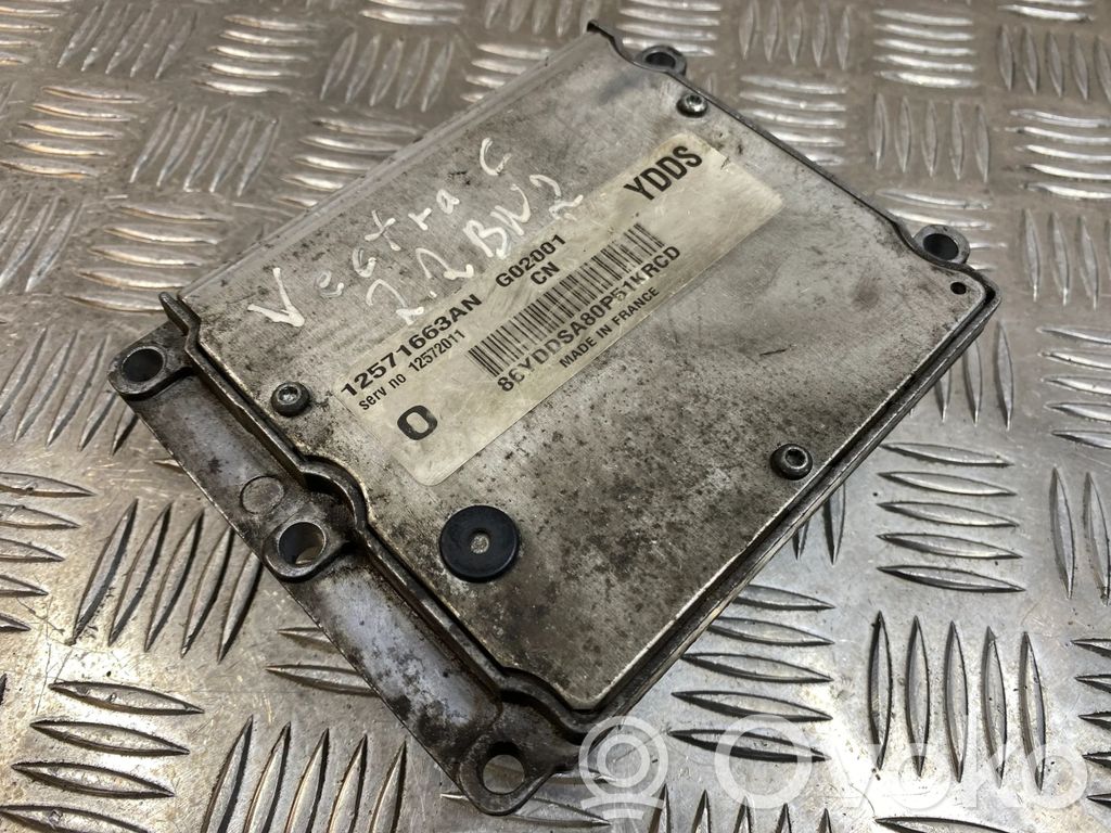 Opel Vectra C Engine control unit/module 