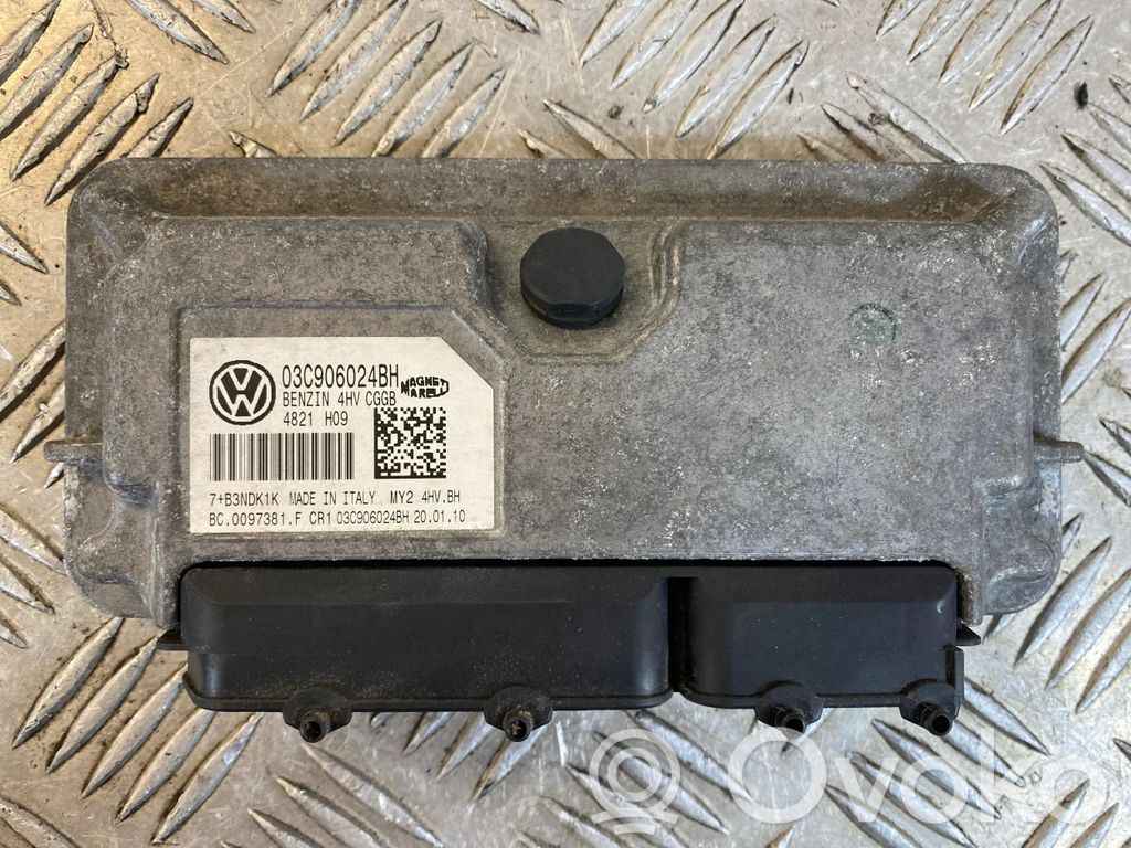 Volkswagen Polo V 6R Engine control unit/module 