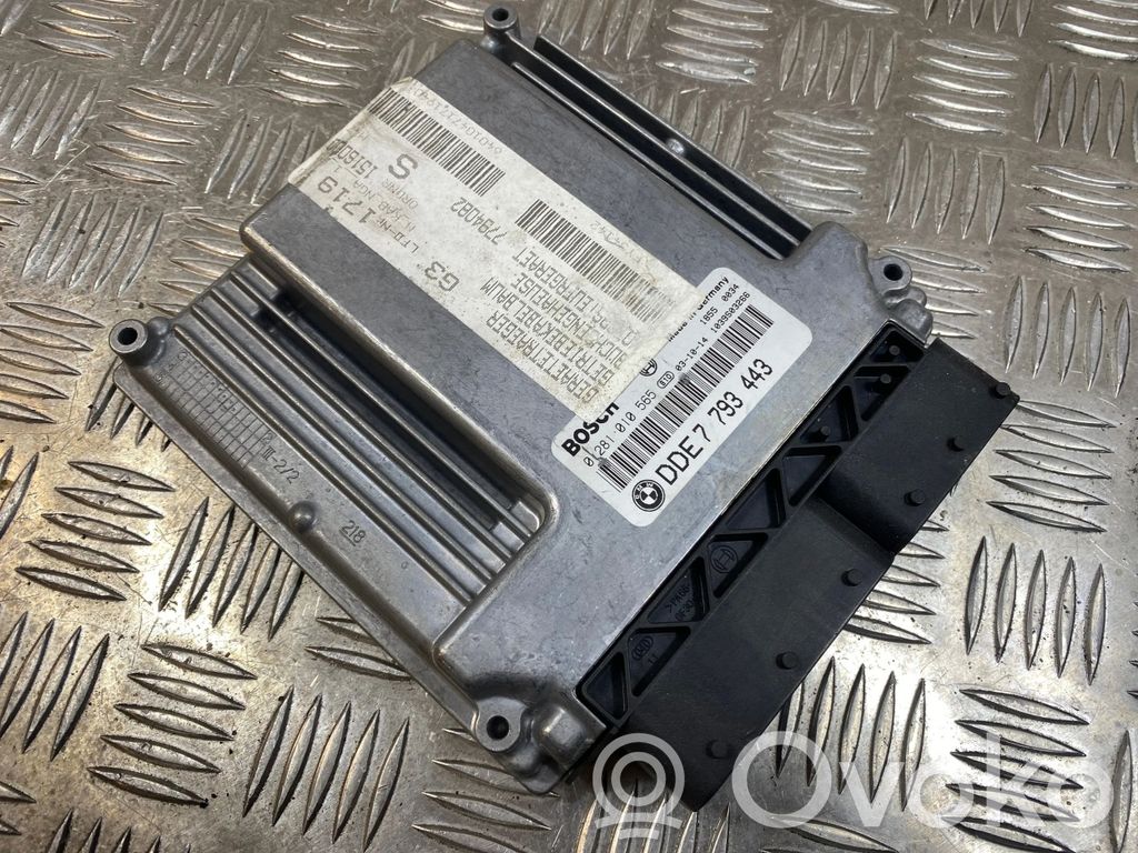 BMW 3 E46 Engine control unit/module 