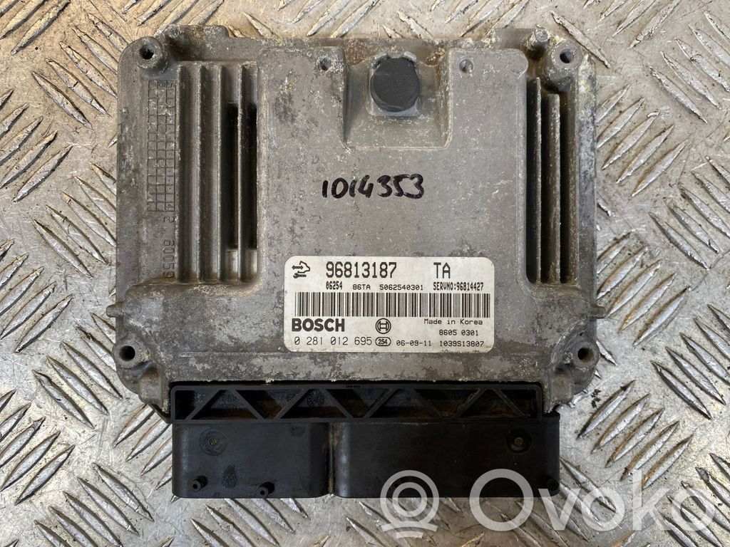 Chevrolet Captiva Engine control unit/module 