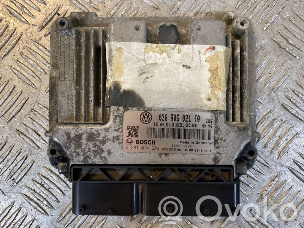 Volkswagen Golf V Engine control unit/module 