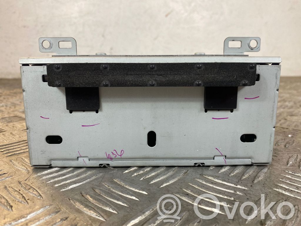 Ford Focus Radio/CD/DVD/GPS head unit 