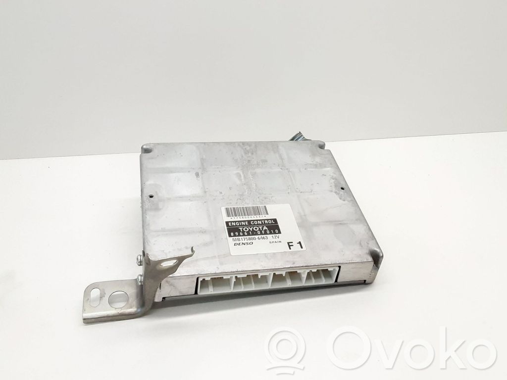 Toyota Corolla Verso AR10 Engine control unit/module 