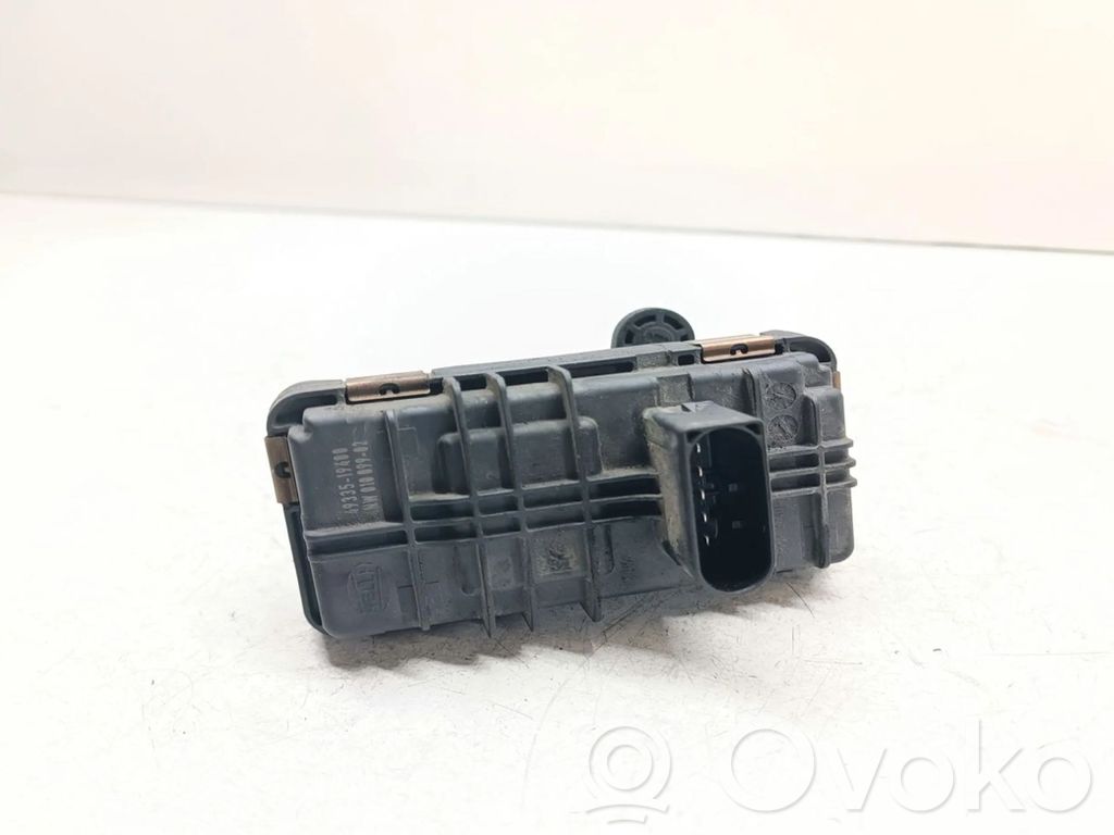 BMW 3 E90 E91 Turbine electric control actuator 