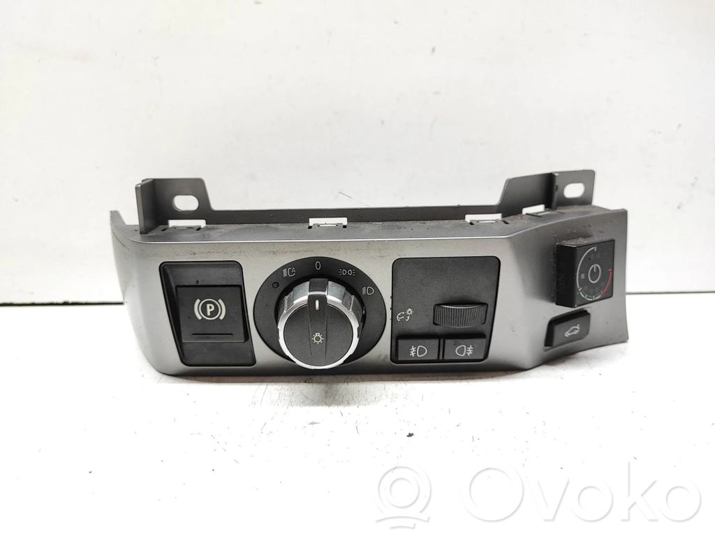 Light switch   6941993,61316941993