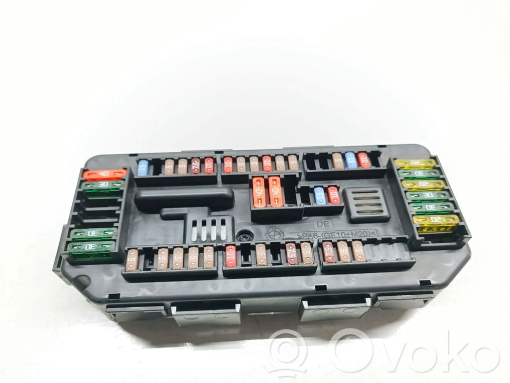 BMW 3 F30 F35 F31 Fuse module 