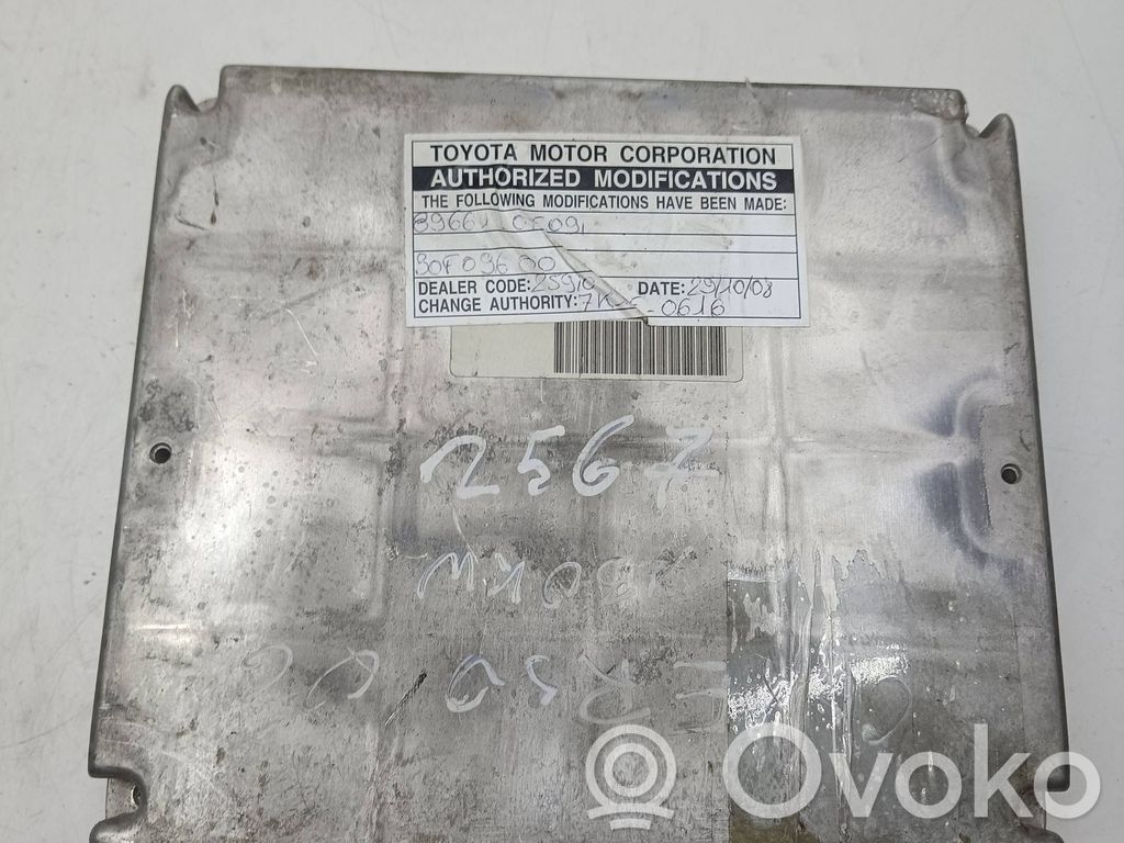 Toyota Corolla Verso E121 Engine control unit/module 